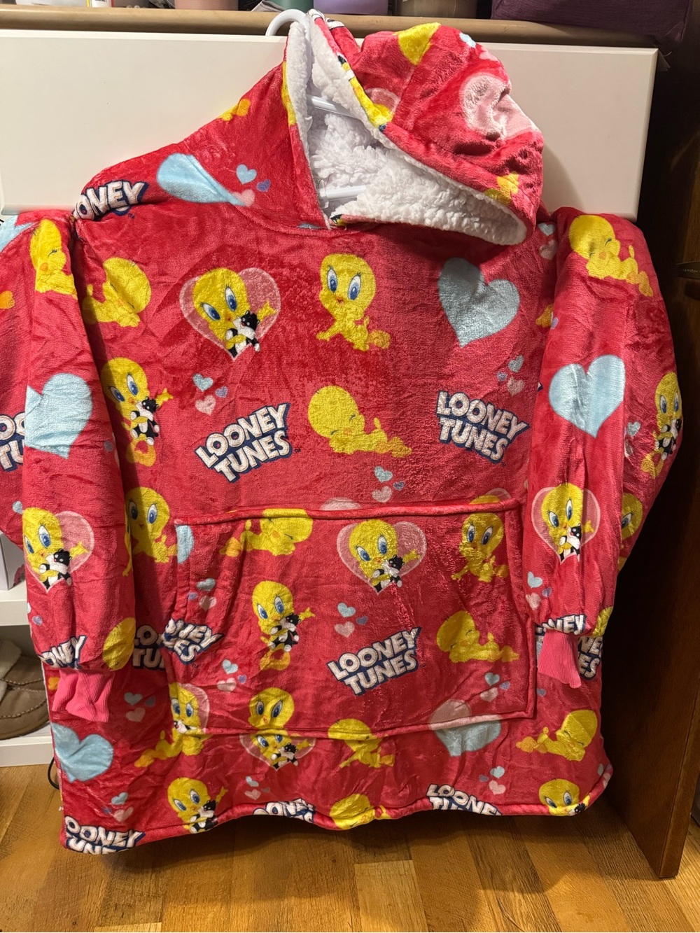 Looney Tunes Tweety Bird Oodie